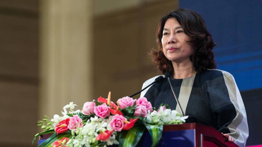 董明珠回应企业家成网红,董明珠2019企业家年会视频