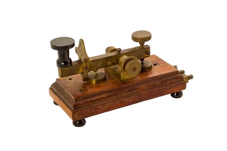 电报能传送多远,电报的传输距离有多远